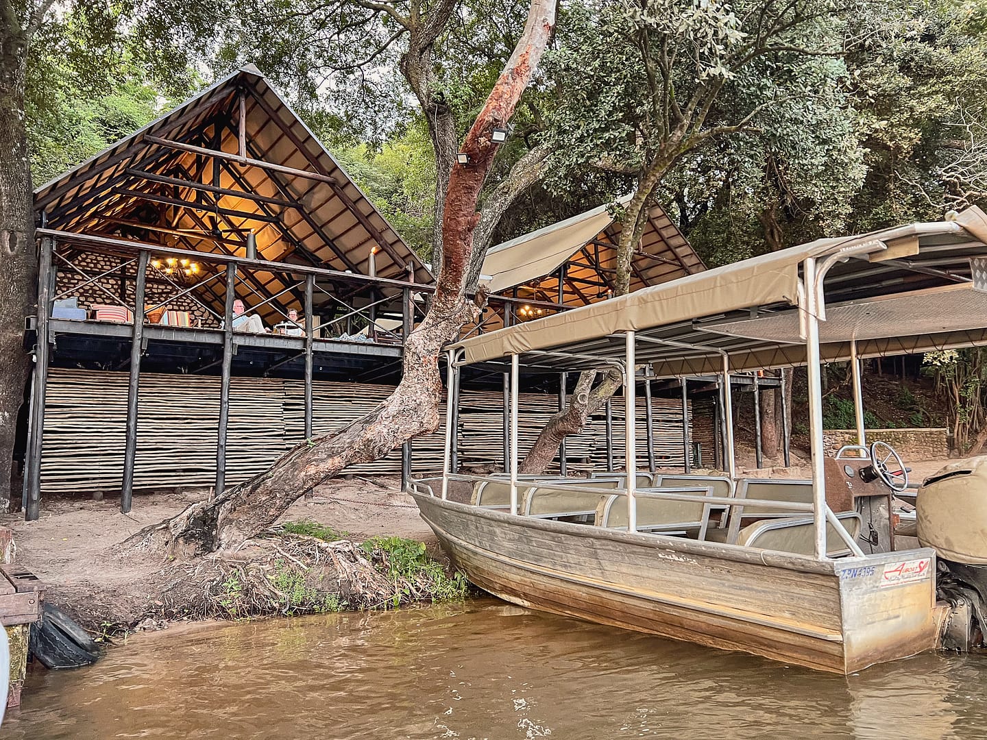 Ichingo Chobe River Lodge, Zimbabwe, Simbabwe
