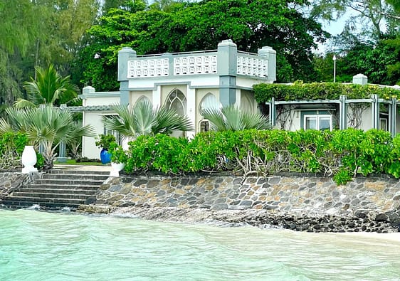 Travelbuddieslifestyle at Ile des deau cocos