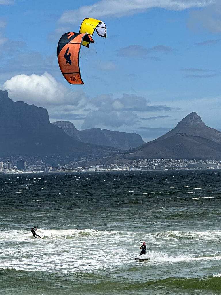 Kite surfer at Bloubergstrand