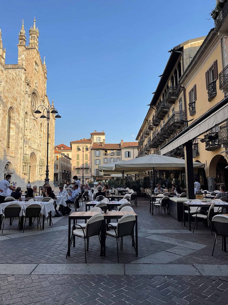Como, Italy, Italien, Lake Como, Comer See, Piazza del Duomo