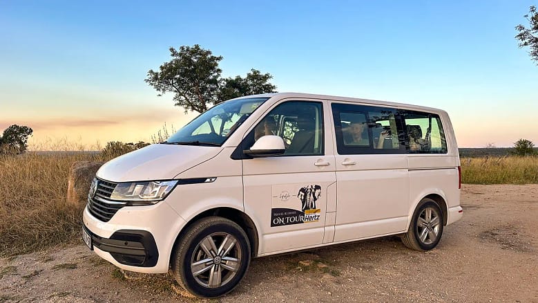 Travel Buddies Lifestyle tour bus in Kruger