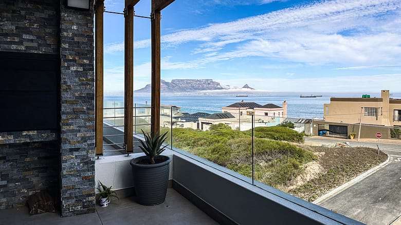 Ferienwohnung mit Tafelbergblick Bloubergstrand. Apartment with Table Mountain view Bloubergstrand
