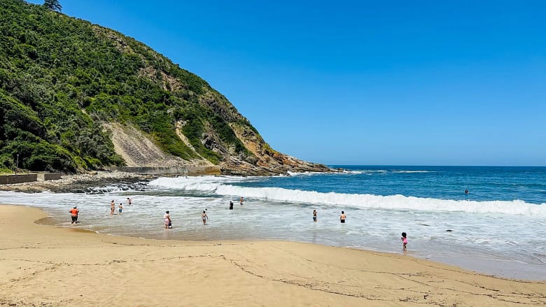 Viktoria Bay beach