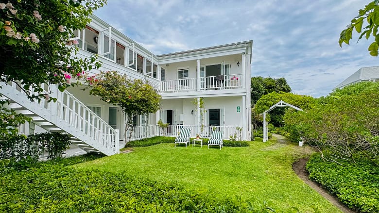 The Southern Cross Beach House,
