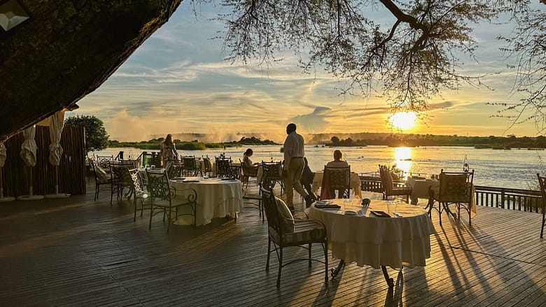 Kubu Restaurant, Royal Lvingstone, Luxushotel