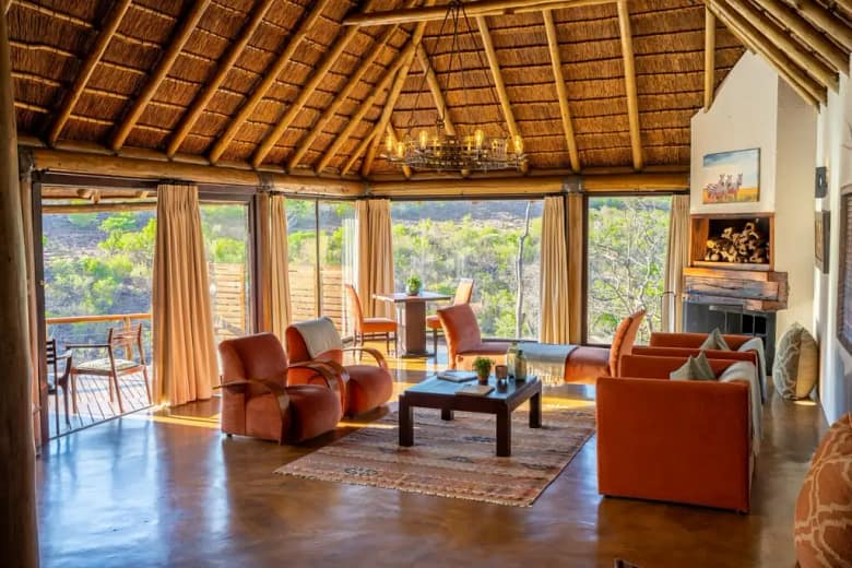 The lounge area of the luxury suite at Sediba Luxury Lodge